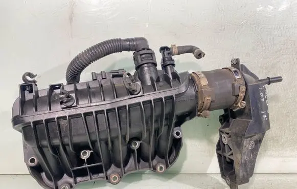 Ford Focus Intake manifold CM5G9424ED
