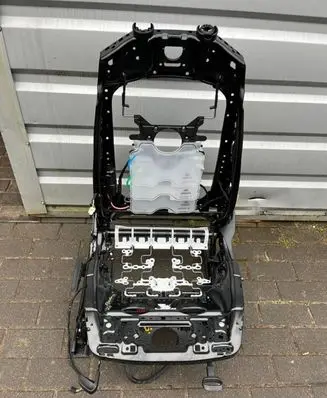 Volkswagen Tiguan Front passenger seat 