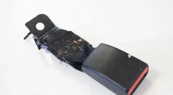 BMW 4 F32 F33 Rear seatbelt buckle 7266352