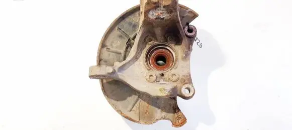 Volkswagen PASSAT B6 Front wheel hub