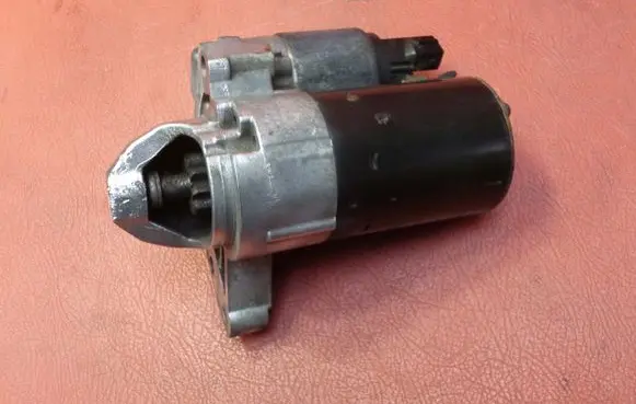 Mini One - Cooper Coupe R56 Starter motor V754089780 0001106405