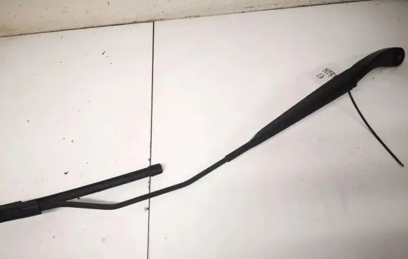 Renault Megane II Front wiper blade arm 8200417219