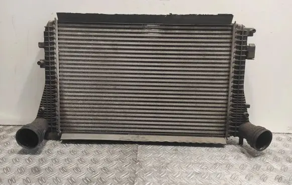 Volkswagen PASSAT B6 Intercooler radiator