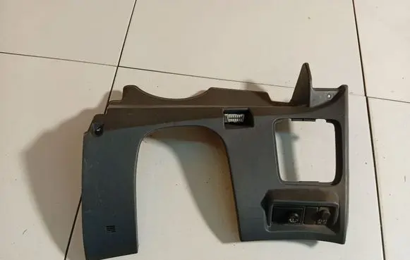 Nissan Primera Other interior part 68106AV600
