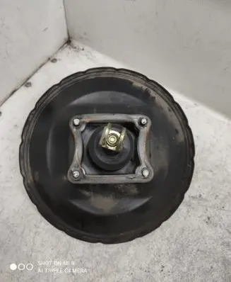 Mitsubishi Pajero Brake booster 81403207