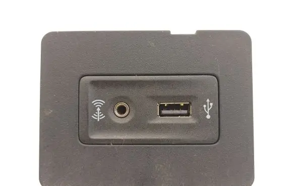 Porsche 911 991 USB socket connector 99155260102 5G0035222