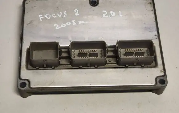 Ford Focus Engine control unit/module 5M5112A650SD F21G73CMSL84