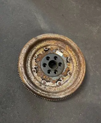 Audi Q3 8U Dual mass flywheel 04E105266E