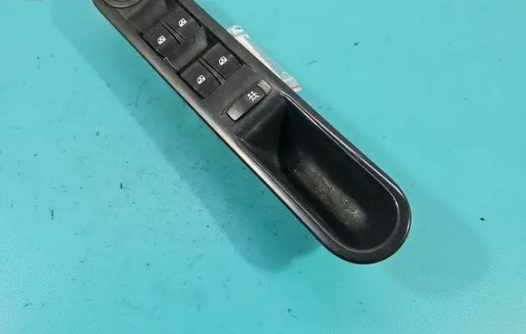 Renault Espace IV Electric window control switch 8200250647 IMPRK1454496