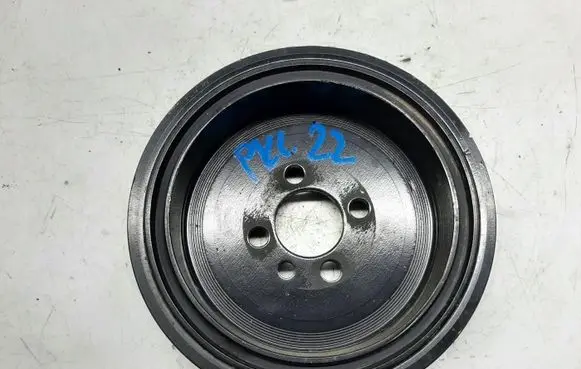 Audi A4 S4 B5 8D Crankshaft pulley 038105243A