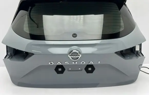 Nissan Qashqai J12 Opening tailgate glass 90010-6UA0A