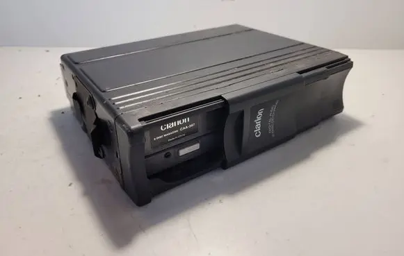 Peugeot 407 CD/DVD changer 9647427980 CL061040052354