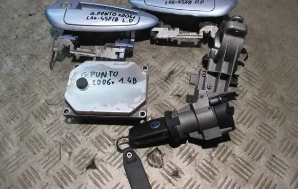 Fiat Grande Punto Ignition lock 51749998 61039100 M0D199