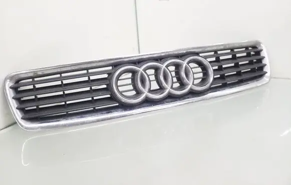 Front bumper upper radiator grill