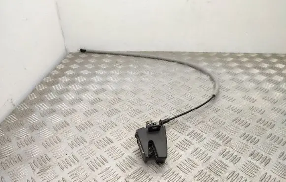 Loading door lock