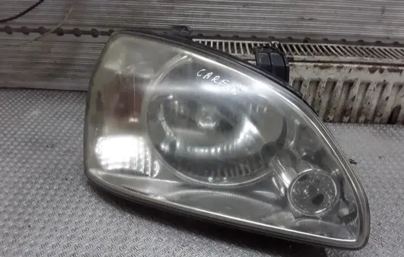 KIA Carens I Headlight/headlamp