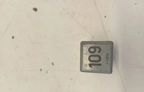 Volkswagen Transporter - Caravelle T5 Other relay 1J0906381A
