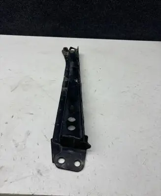 Toyota Prius (XW30) Front subframe