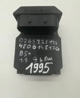 Volkswagen PASSAT B5.5 ABS Pump 4E0614517G 0265225124