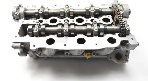 Land Rover Range Rover Sport L494 Engine head 9X2Q6050DE
