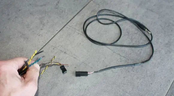 BMW 3 E46 AUX in-socket connector AUX35MM