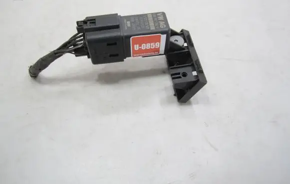 Audi A3 S3 8P Glow plug pre-heat relay 03G907282A 0522120505 3194923