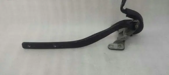 Volkswagen Touareg I Tailgate/trunk/boot hinge 7L6827301E