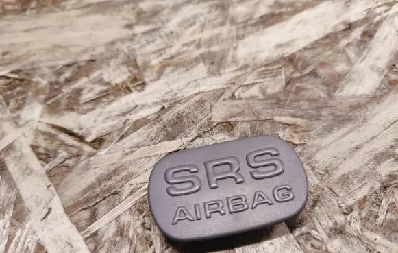 Mercedes-Benz S W140 Airbag cover 