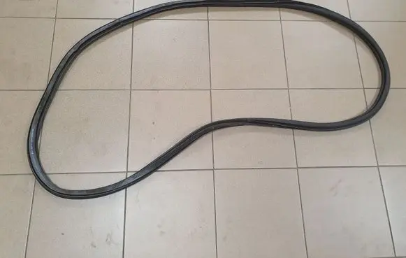 Audi Q2 - Front door rubber seal 81A831721B