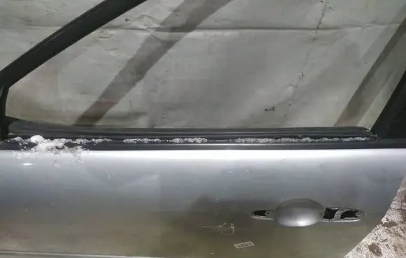 Mazda 6 Front door glass trim molding 
