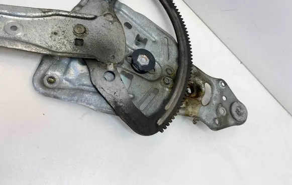 Front door window regulator with motor