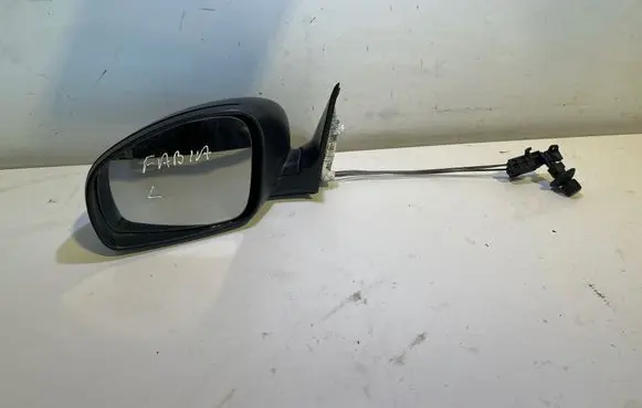 Skoda Fabia Mk2 (5J) Manual wing mirror 034287 E9S01