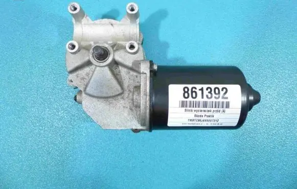 Skoda Praktik (5J8) Wiper motor IMPRK861392