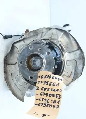 BMW X6 F16 Rear wheel hub 6877217