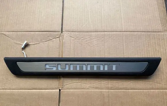 Jeep Grand Cherokee Front sill trim cover 5SQ04DX9AC