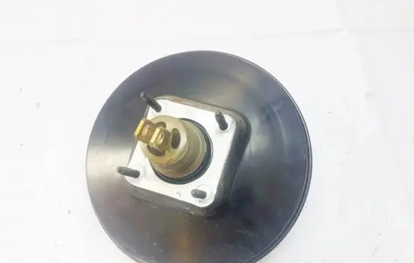 Mazda 3 I Brake booster bp8j43950b 3n612b195ej