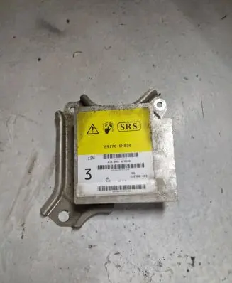 Toyota Aygo AB10 Airbag control unit/module 891700H030 212388103