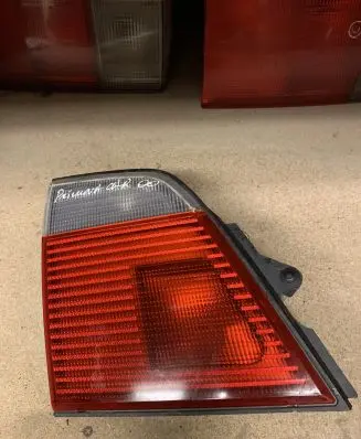 Nissan Primera Tailgate rear/tail lights 23320102