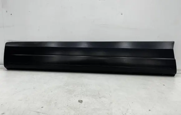 Volkswagen Tiguan Front door trim (molding) 5N0854939A