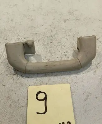 Mercedes-Benz C AMG W203 Rear interior roof grab handle A2038100551