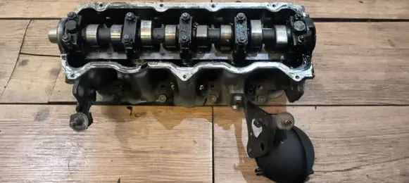 Skoda Octavia Mk1 (1U) Engine head 