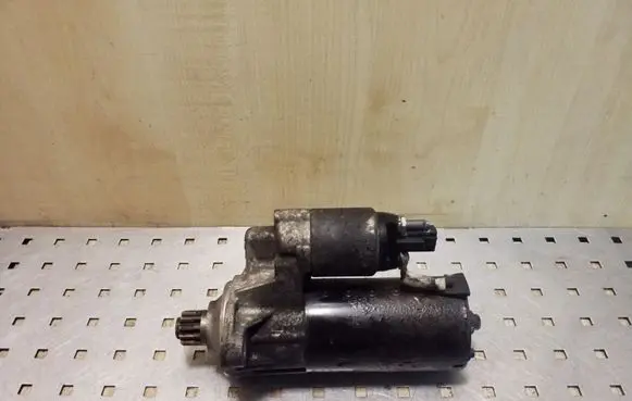 Volkswagen PASSAT CC Starter motor