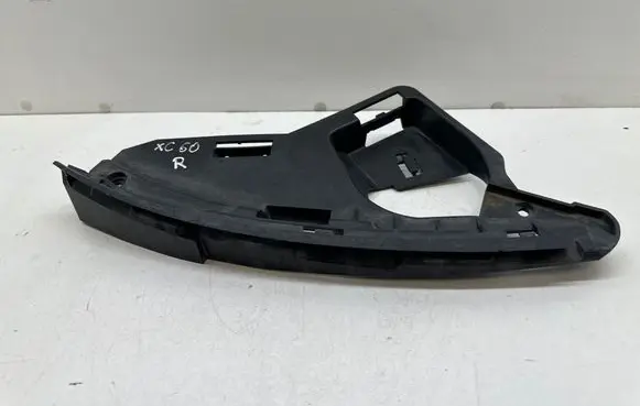 Volvo XC60 Headlight/headlamp mounting bracket 30763434