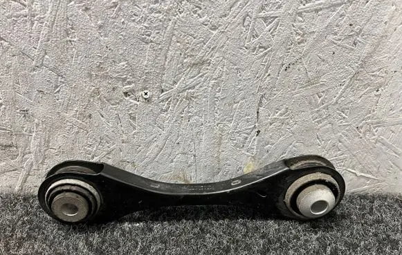 BMW X3 G01 Rear control arm 6871497 6871499