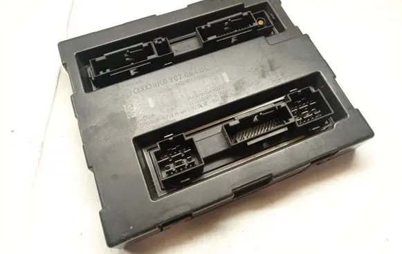 Audi A4 S4 B8 8K Comfort/convenience module 8K0907064GL 8K0907064FL
