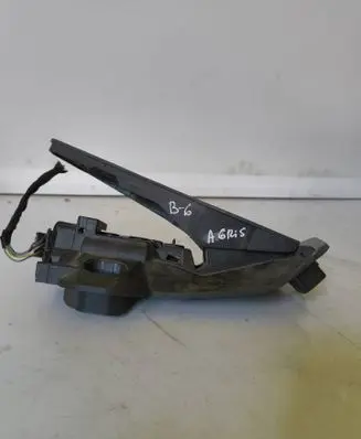 Volkswagen PASSAT B6 Accelerator throttle pedal 6PV00874500 1K2721503M