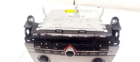 Mazda 3 I Radio/CD/DVD/GPS head unit BR2B66AR0 14794008