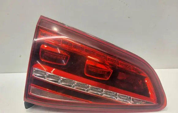 Volkswagen Golf VII Tailgate rear/tail lights 5G0945307F 81240101