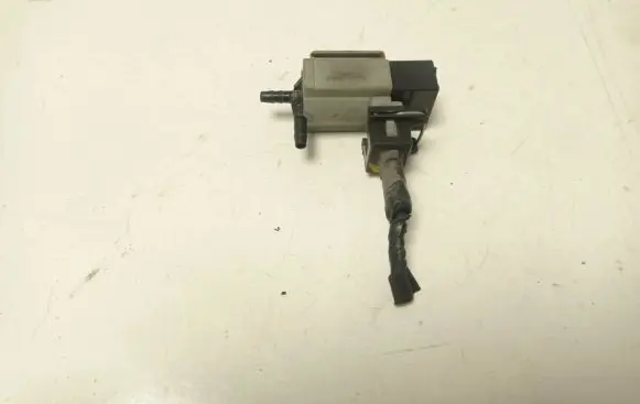 Hyundai Tucson TL Turbo solenoid valve 351202A450