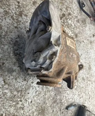 BMW X1 E84 Rear differential 7592938 891009300921000 279